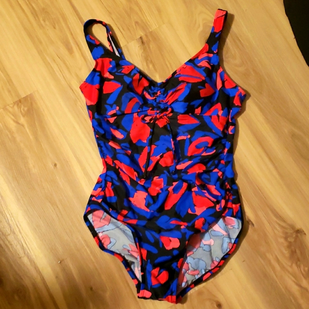 One piece swimsuit